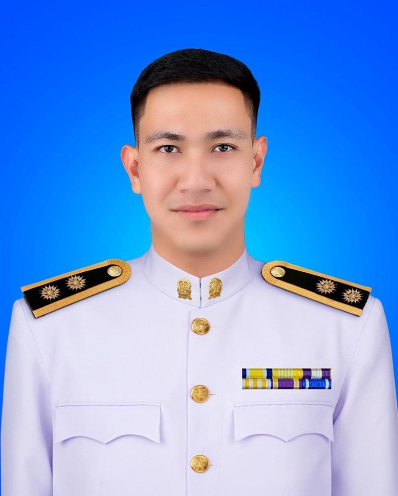 user-avatar